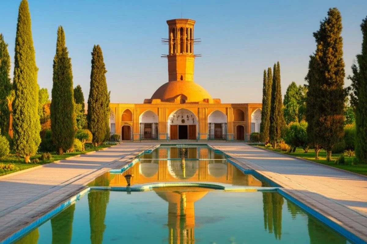 معماری باغ دولت آباد | راهنمای جامع طراحی و تاریخچه (یزد)