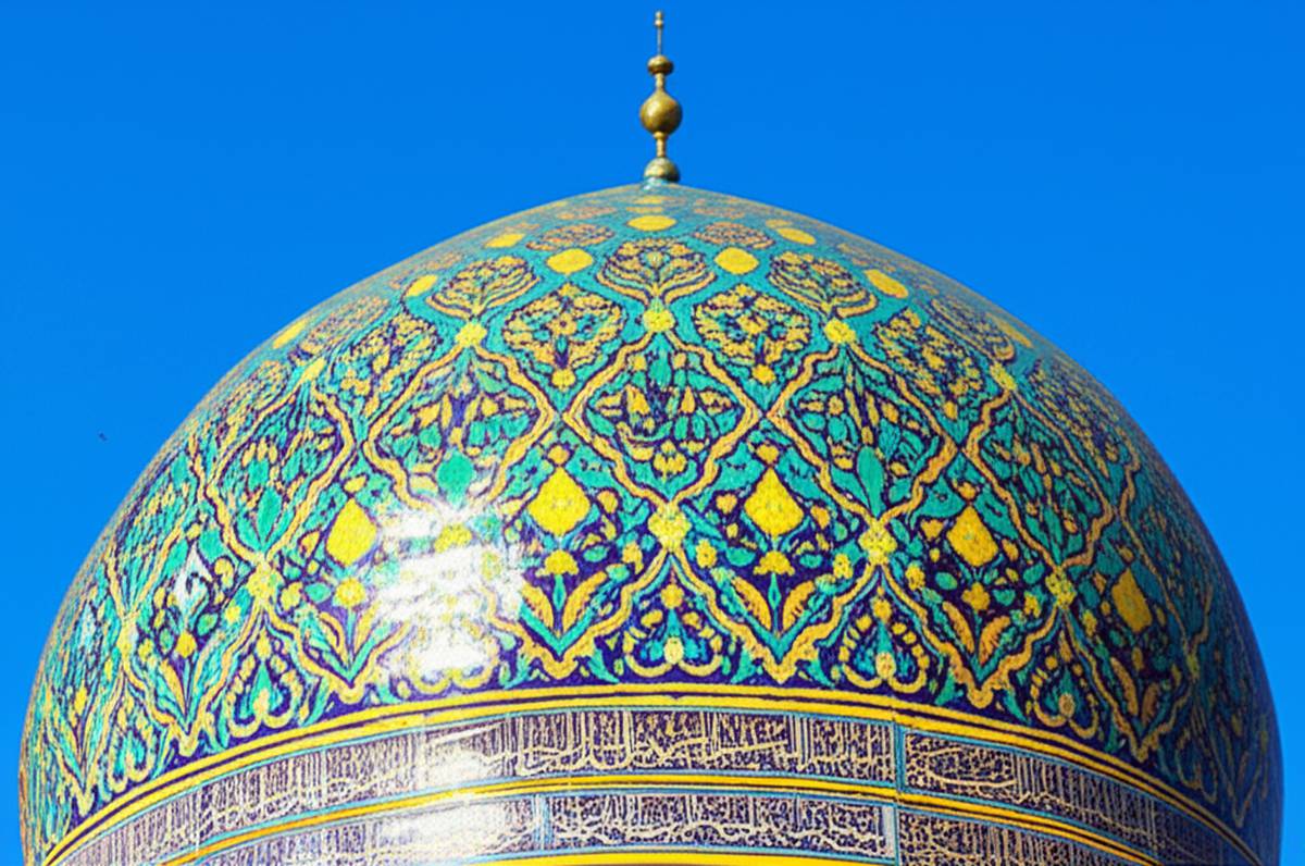معماری آرامگاه پیر پالاندوز مشهد: شاهکار دوران تیموری
