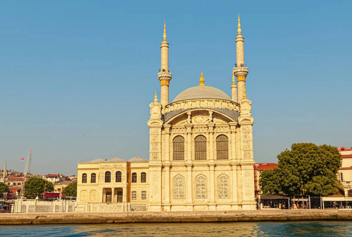معماری مسجد اورتاکوی استانبول - بررسی جامع هنر و ساختار